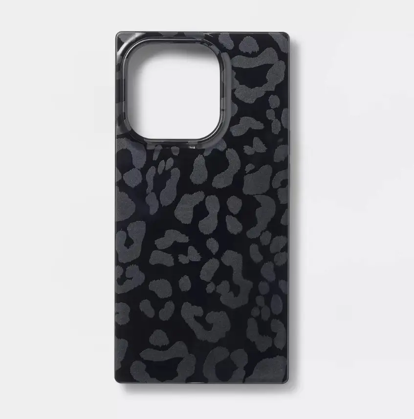 Apple iPhone 15 Pro Square Case with MagSafe