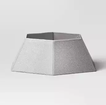 [https://brickseek.com/target-inventory-checker?sku=051-03-0315] 28" Collapsible Hexagonal Glittered Christmas Tree Collar Silver - Wondershop™ - Base arbol Navidad